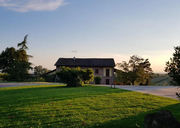 Mimosa - Relax In Jacuzzi Tra I Vigneti * Quargnento